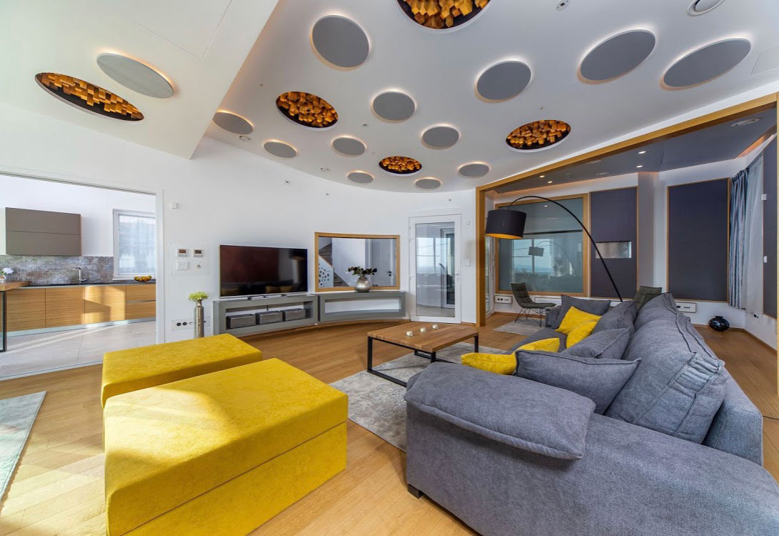 Lightwave - Villa Loreta