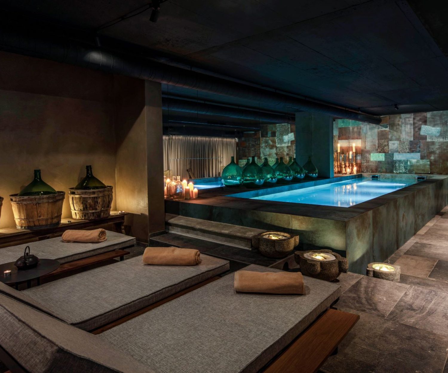 linearna-rasvjeta-led-rasvjeta-vanjska-rasvjeta-lampa-led-traka-led-trake-lusteri-svjetiljka-zarulja-led-zarulja-dizajn-interijera-dizajner-interijera-projektiranje-rasvjete-projekt-rasvjete