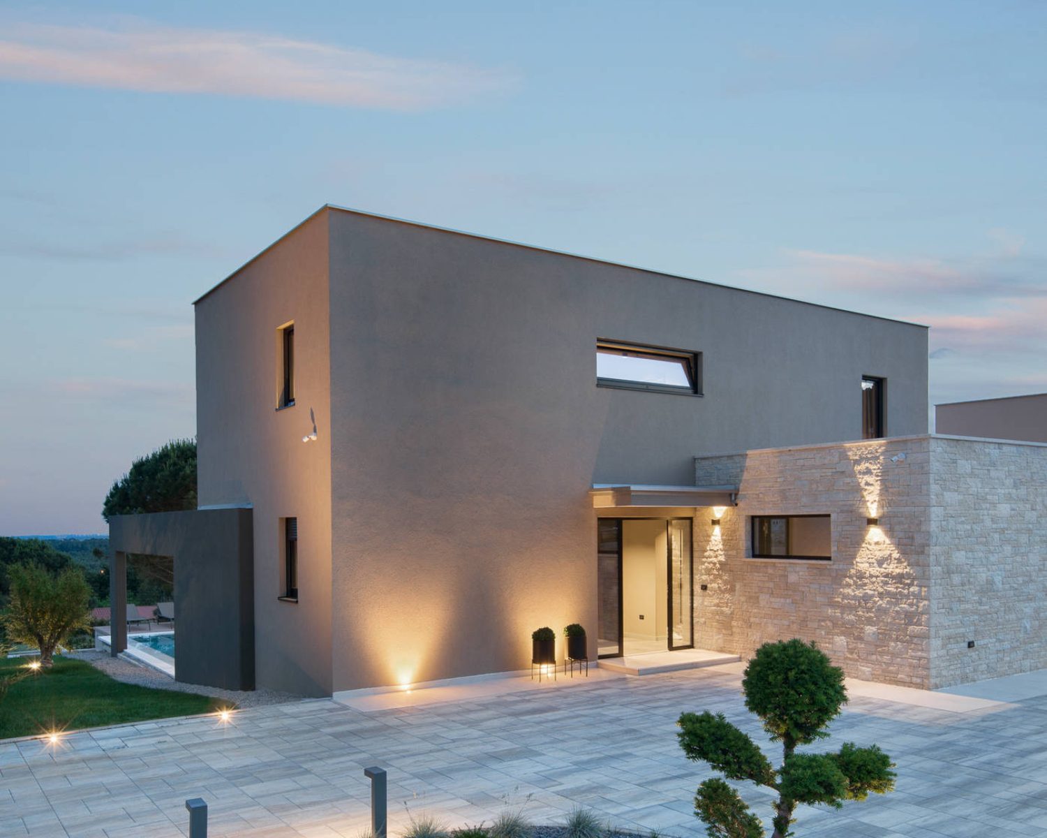 linearna-rasvjeta-led-rasvjeta-vanjska-rasvjeta-lampa-led-traka-led-trake-lusteri-svjetiljka-zarulja-led-zarulja-dizajn-interijera-dizajner-interijera-projektiranje-rasvjete-projekt-rasvjete